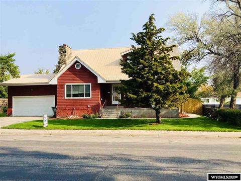 528 Cascade St Lander Wy 82520 39 Photos Mls 20205348 Movoto