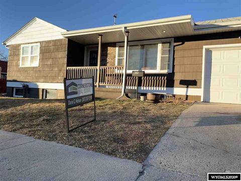 824 E 19th St, Casper, WY 82601 photo 1