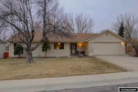 5121 E 15th St, Casper, WY 82609 photo 1