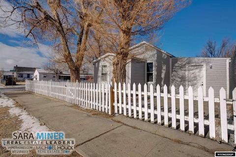 204 E J St, Casper, WY 82601 photo 1