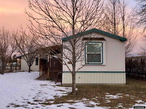 970 Riverview Dr, Lander, WY 82520 photo 1