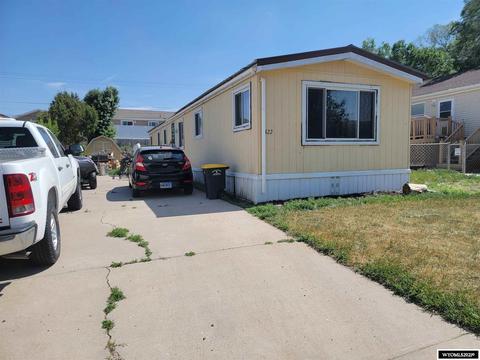 422 E Spruce, Rawlins, WY 82301 photo 1
