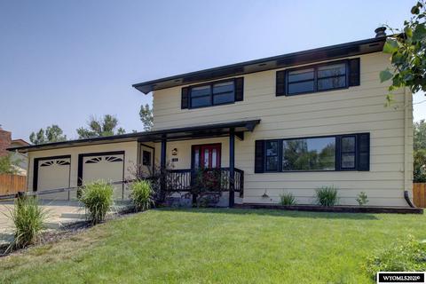 611 Wind River Ave, Casper, WY 82609 photo 1