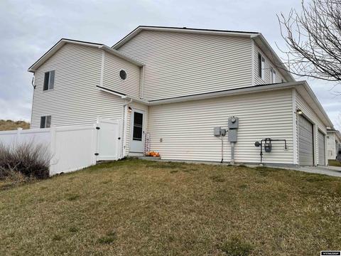 3492 Applegate Dr, Casper, WY 82604 photo 1