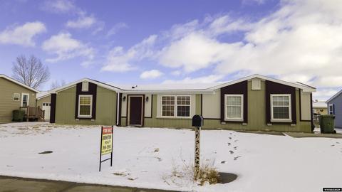 213 Angus Loop, Douglas, WY 82633 photo 1