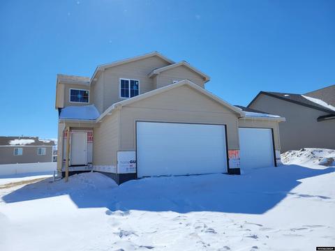 6949 Rogue River Rd, Casper, WY 82604 photo 1
