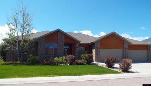 4447 E 24th St, Casper, WY 82609 photo 1