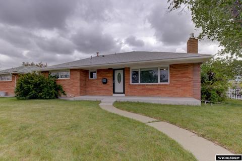 2405 E 8th St, Casper, WY 82609 photo 1