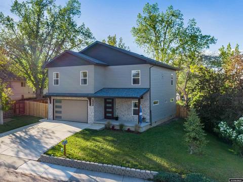 925 S 7th St, Lander, WY 82520 photo 1