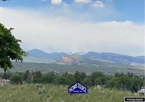 1062 Pronghorn Dr, Lander, WY 82520
