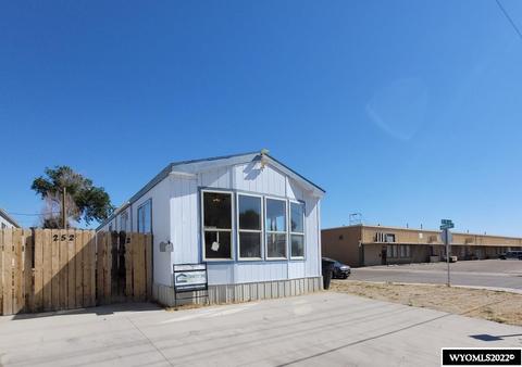 252 E K Apt 2 St, Casper, WY 82601 photo 1