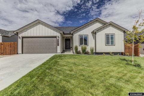 6792 Rogue River Rd, Casper, WY 82609 photo 1