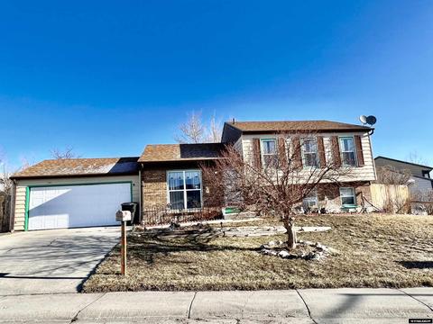 1126 E 24th St, Casper, WY 82601 photo 1