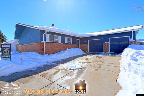 2251 E 16th St, Casper, WY 82609 photo 1