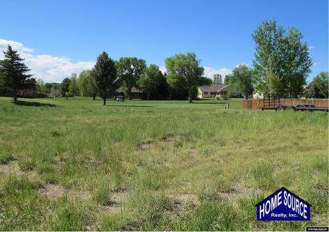 4005 Inverness Dr, Riverton, WY 82501