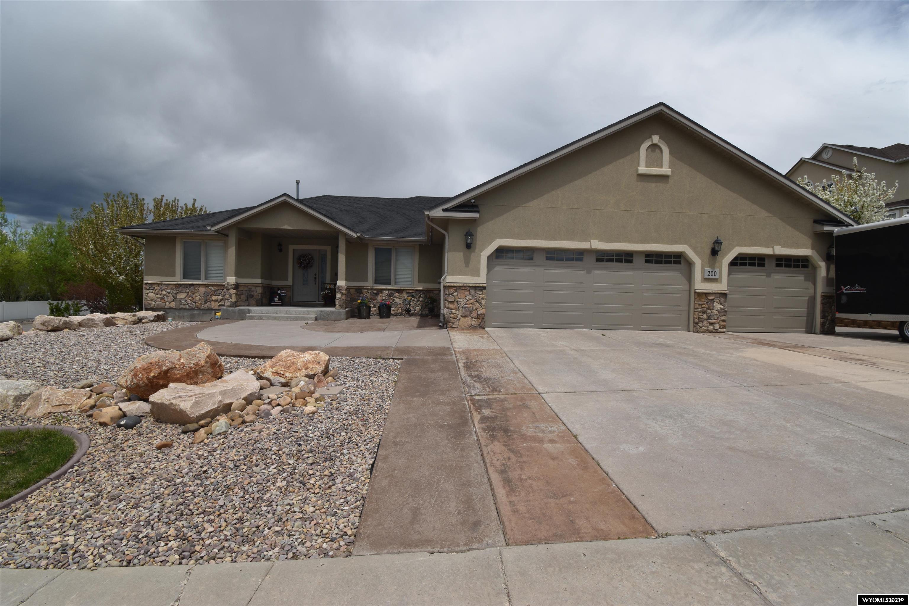 200 Gregory Ave, Evanston, WY 82930 photo 1