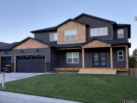 1211 Lambda Dr, Rawlins, WY 82301 photo 1