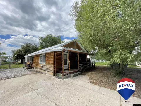 475 Eugene St, Lander, WY 82520 photo 1