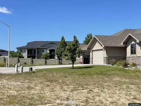 5116 Cheney Loop, Casper, WY 82609 photo 1