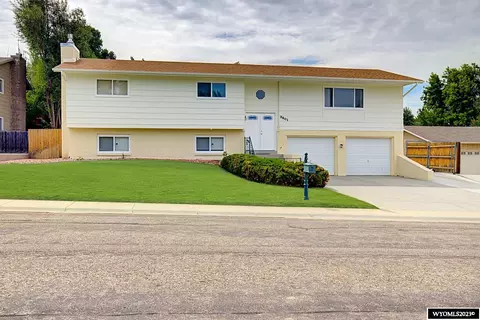 3801 E 19th St, Casper, WY 82609 photo 1