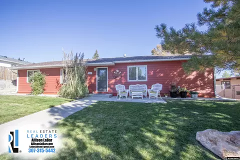 1814 E 16th St, Casper, WY 82601 photo 1
