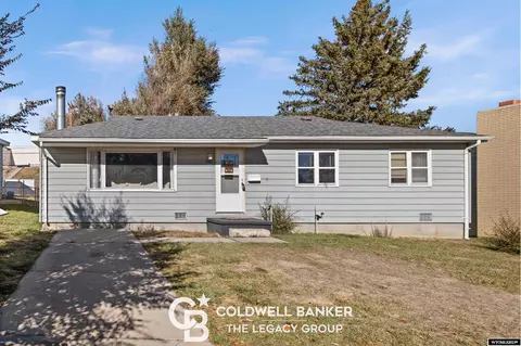 3016 E 3rd St, Casper, WY 82609 photo 1
