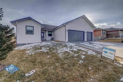 2255 E 24th St, Casper, WY 82609 photo 1