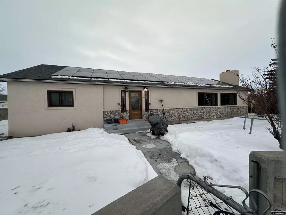 16 Gomer St, Kemmerer, WY 83101 Movoto