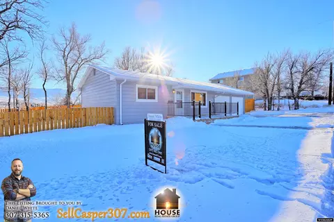 1055 E 23rd St, Casper, WY 82601 photo 1