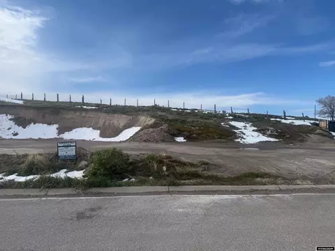 508 Rodeo Ct, Rawlins, WY 82301