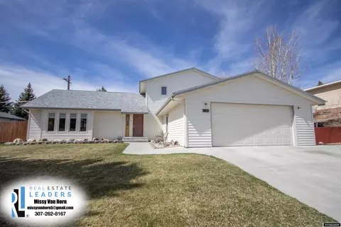 1720 Cornwall, Casper, WY 82609 photo 1