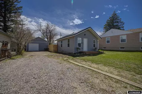 827 E 13th St, Casper, WY 82609 photo 1