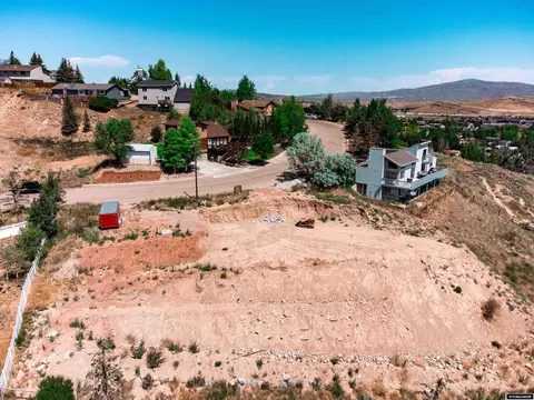 106 Grandview Cir, Evanston, WY 82930