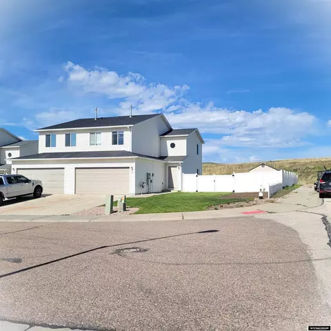 3402 Applegate Dr, Casper, WY 82604 photo 1