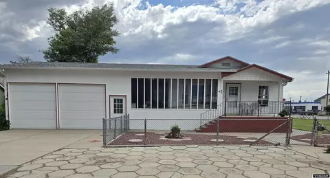 1 S Colorado Ave, Guernsey, WY 82214