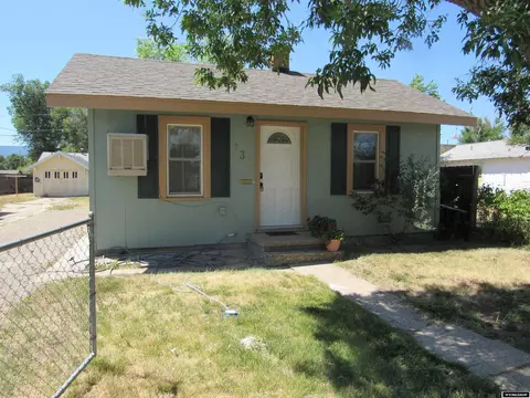 135 E H St, Casper, WY 82601 photo 1