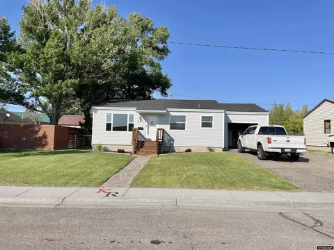 302 Beech, Kemmerer, WY 83101 photo 1