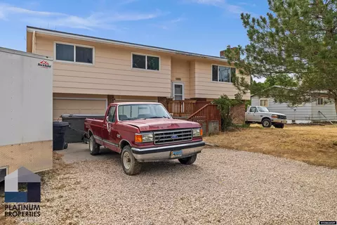 233 Aster, Casper, WY 82604 photo 1
