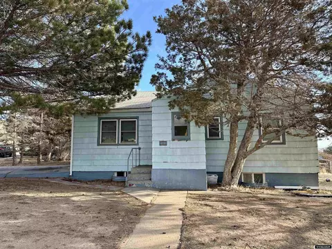 1323 Cherry St, Rawlins, WY 82301