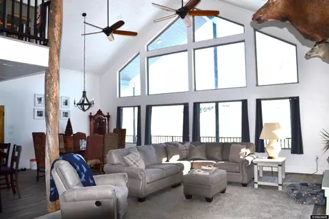 1467 Moose Holw, Robertson, WY 82944