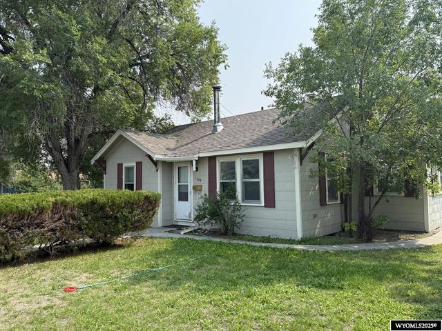 1109 E Main St, Riverton, WY 82501 - Movoto