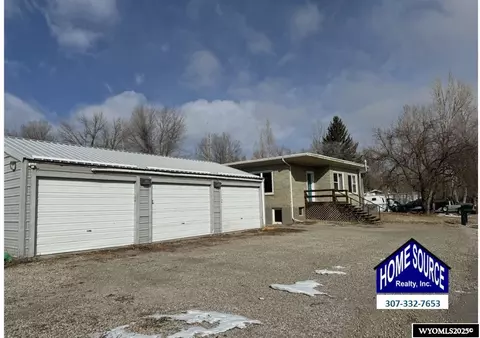 1041 N 2nd St, Lander, WY 82520 photo 1