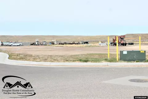 115 Jorgensen St, Glenrock, WY 82637