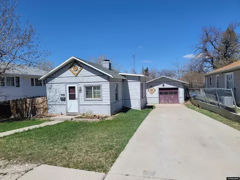 534 E 14th St, Casper, WY 82601 photo 1