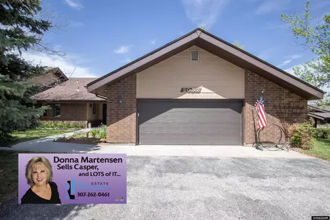 2032 Rustic Dr, Casper, WY 82609 photo 1