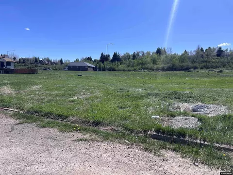 130 Silver Sage Rd, Evanston, WY 82930