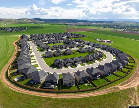 46 City View Dr, Evanston, WY 82930