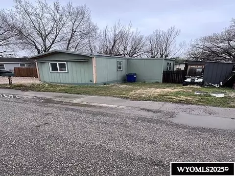 111 Balsam St, Buffalo, WY 82834