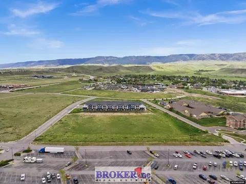 3250 Patriot Dr, Casper, WY 82609