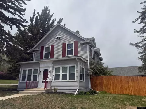 1317 W Walnut St, Rawlins, WY 82301